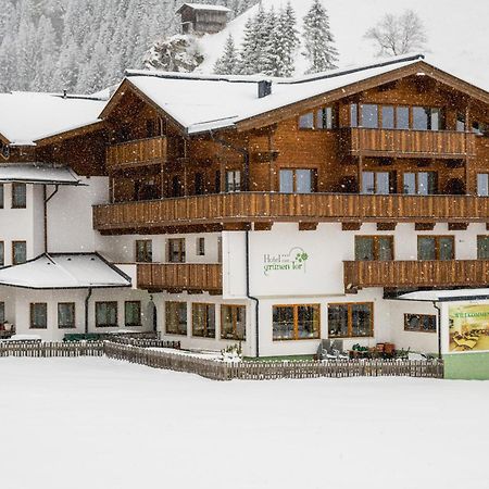 Hotel Zum Gruenen Tor Тукс Экстерьер фото